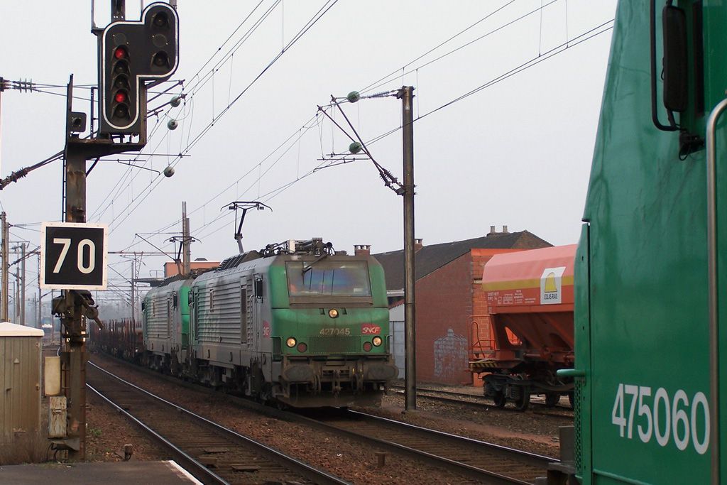 Spécial 'Prima' (27000 / 27300 / 37000 / E37 500) FERROVIAIRE_20110301_2520