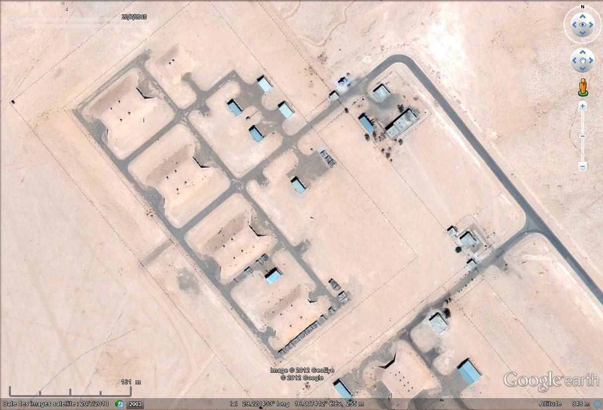 الصاروخ الأوروبي Scalp-EG Al-Jufra---Hangars---Avant---20-07-2010