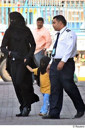 LA CONVERSIÓN AL ISLAM - Página 7 Micheal-jackson-burka