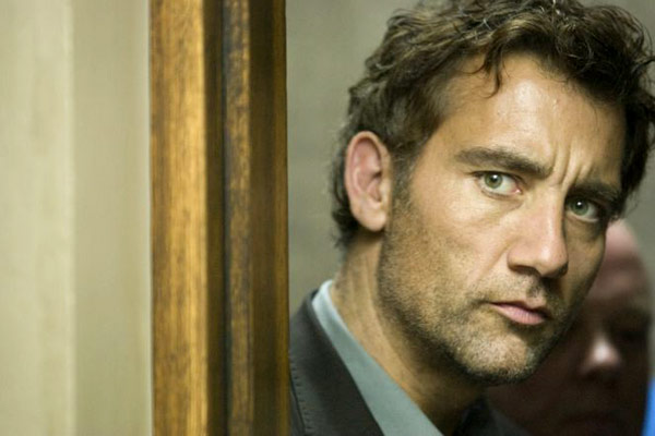 Clive Owen 18674402