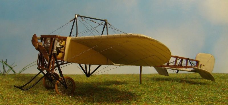 Blériot XI au 1/72ème Aac004