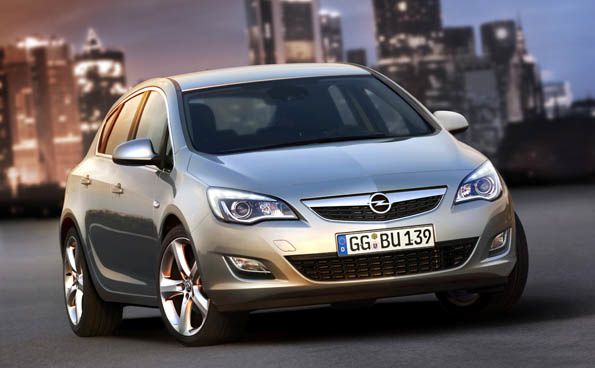 السيارات الـ 10 الأعلى تصنيفا في أحدث اختبار أوروبي للسلامة Opel-Astra-2010.05_401.COM.H.01