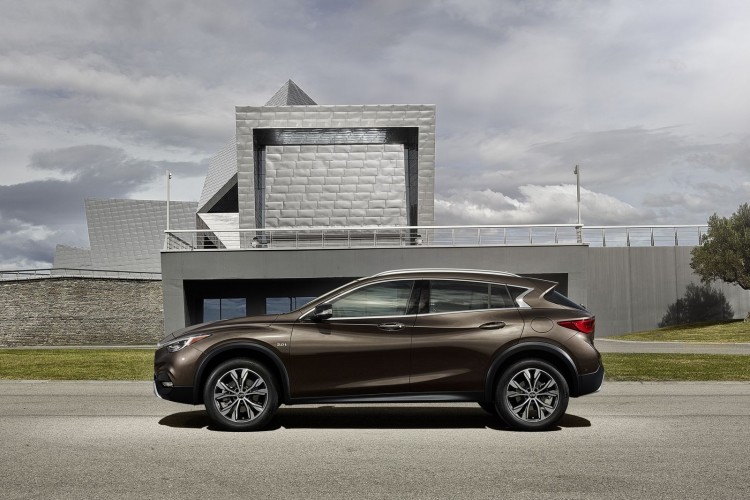 Infiniti QX30 : déception Infiniti-QX-30-3-750x500