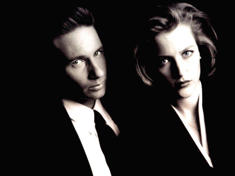 Le revival 90's en images...et uniquement en images... TV_xfiles01