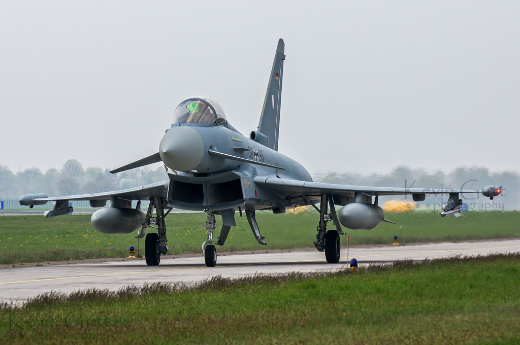 ´Phirst Phinal Phlight der 37+01´ Wittmund [40x1024] 318xp7m