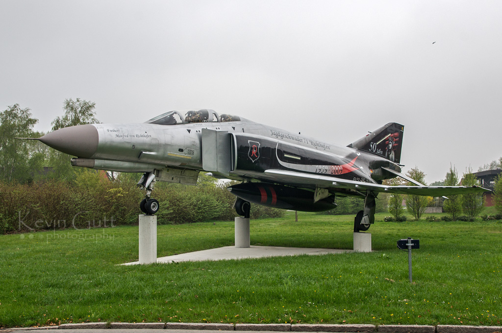 ´Phirst Phinal Phlight der 37+01´ Wittmund [40x1024] 33roj9