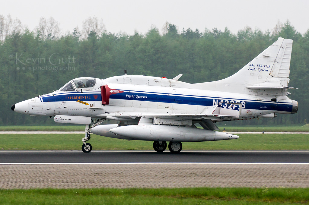 ´Phirst Phinal Phlight der 37+01´ Wittmund [40x1024] 9pgrrd