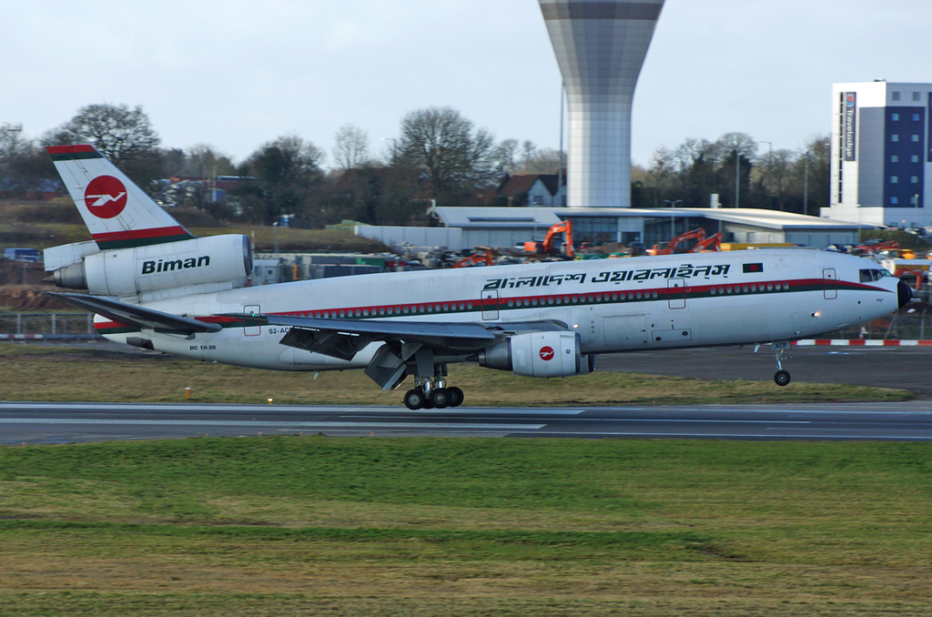 DC-10-Rundflug in Birmingham Aaa01s2-acrr4le4