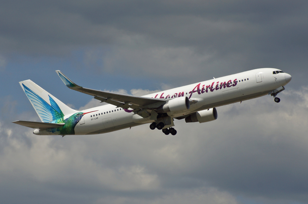 London-Gatwick 25.06.2014 Aaa9y-lhr3les6g