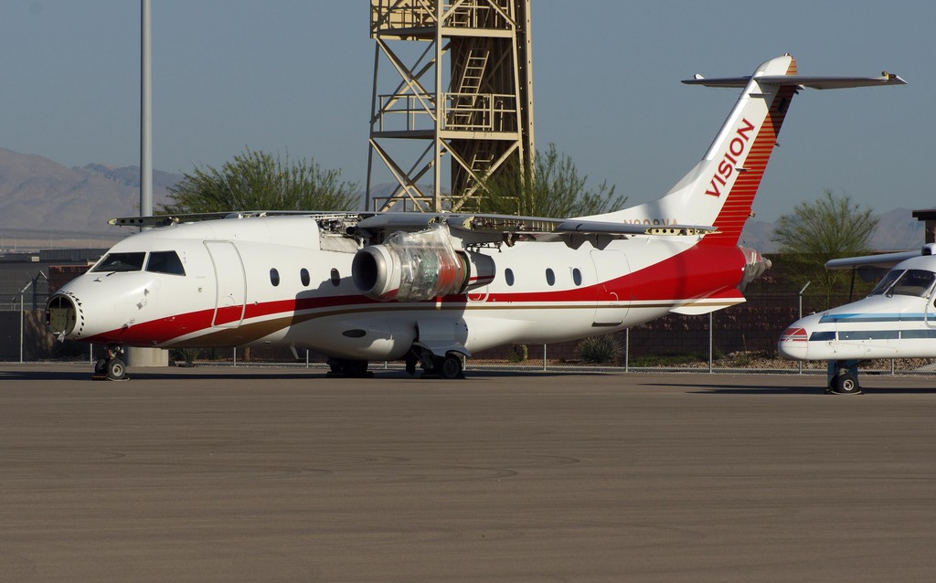 VGT - North Las Vegas Airport 22.04.2013 Aavgtn328vazbjt4