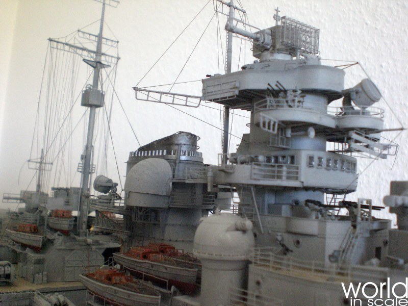 Schlachtschiff BISMARCK - 1/200 v. Trumpeter, MK.1 Design, uvm. - Seite 12 Cimg1308_800x600x5uqk