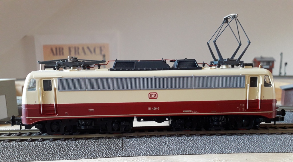 Märklin NH 39187 BR 218 - das Flaggschiff der FZI Cottbus habe ich vorbestellt Db114498-9roco53448aajq2