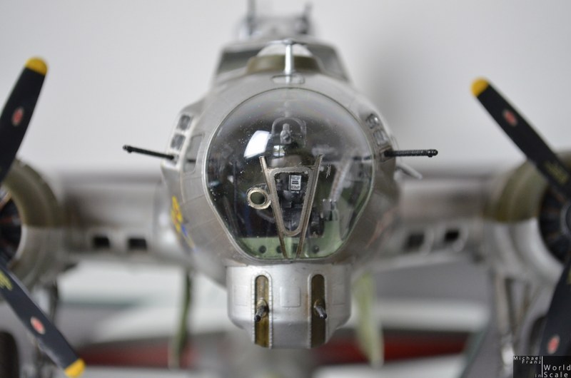 B-17G Flying Fortress "YANKEE LADY" - 1/32 by HK Models, Eduard, Kitsworld, uvm. Dsc_0026_800x530qvew6