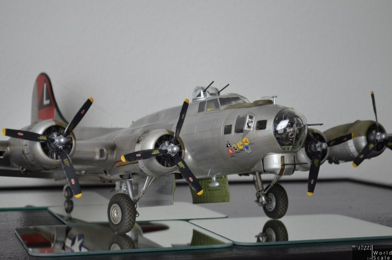 B-17G Flying Fortress "YANKEE LADY" - 1/32 by HK Models, Eduard, Kitsworld, uvm. Dsc_0061_800x530iri86