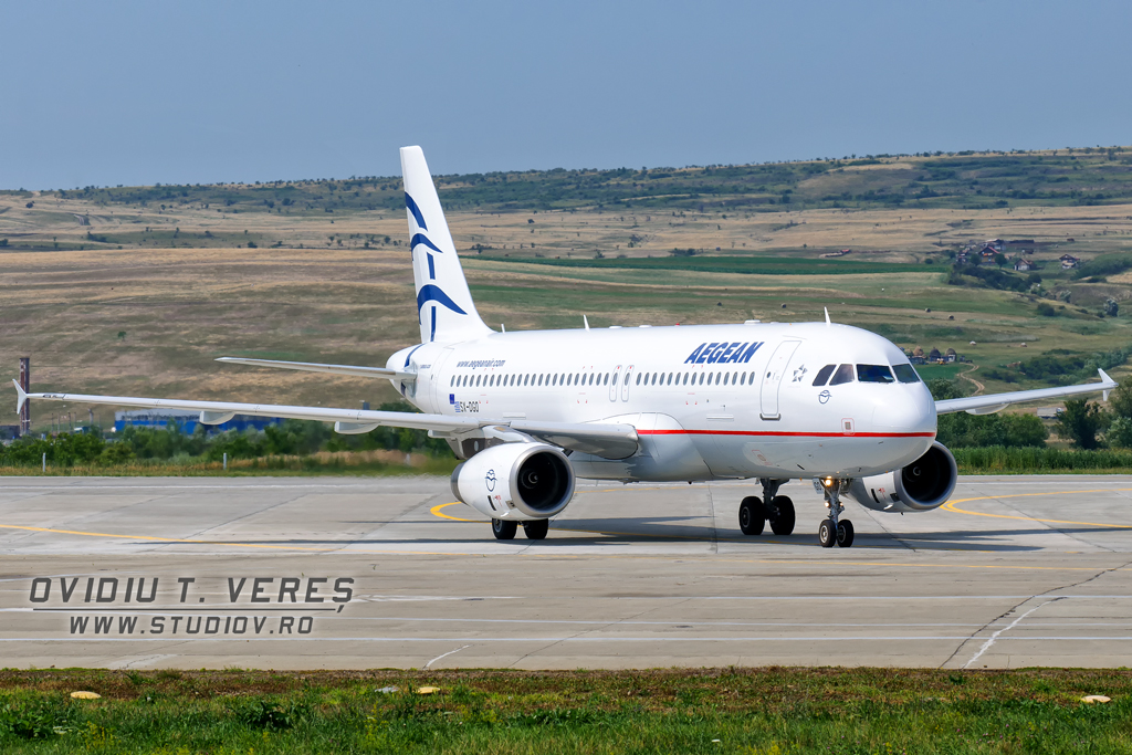 Aeroportul Cluj Napoca - Iulie 2014   Dsc_0620_logo_1024pxrasrd