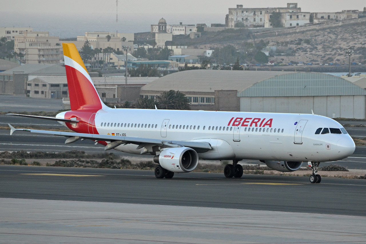 Spotting Canaries: Gran Canaria, La Palma & La Gomera Ec-jgs_128003puy