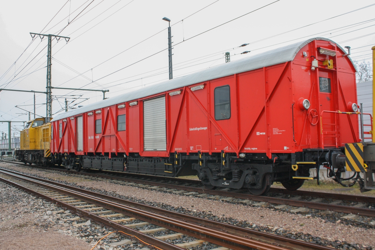 Nur ein paar Übernachtungsgäste... Einheitsgertewagen04s57