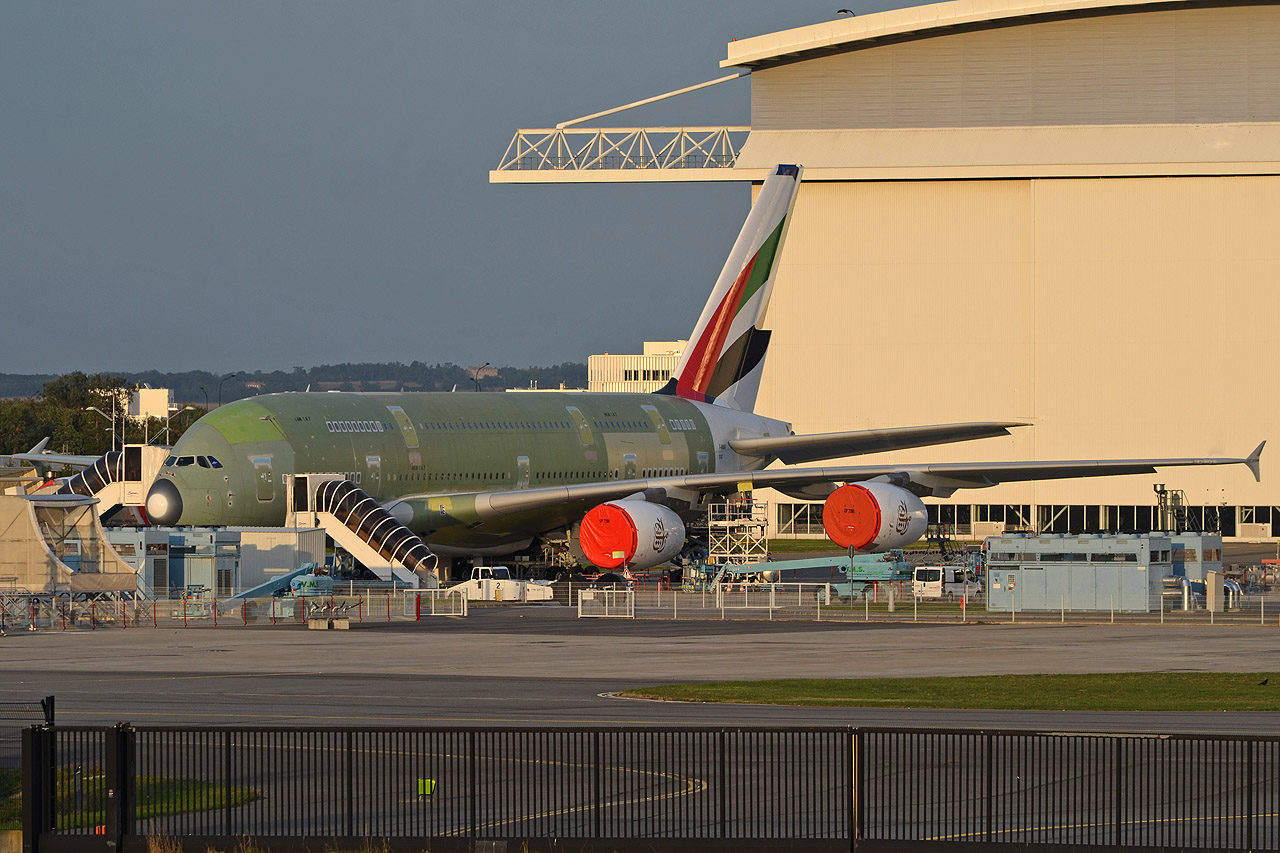 Toulouse-Blagnac [LFBO/TLS], 13/10/13-17/10/13 F-wwar_a6-eeu_1280vizg5