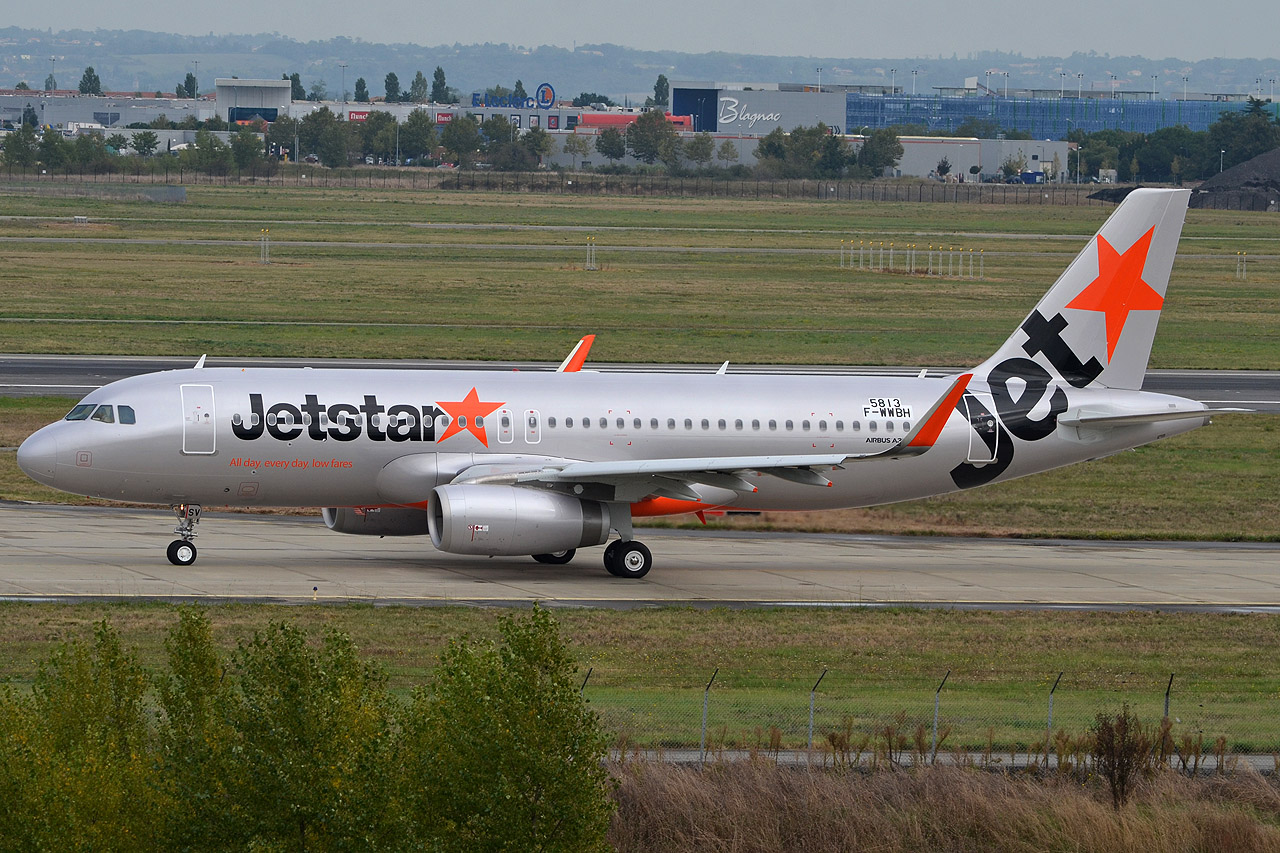 Toulouse-Blagnac [LFBO/TLS], 13/10/13-17/10/13 F-wwbh_9v-jsv_1280c4d63