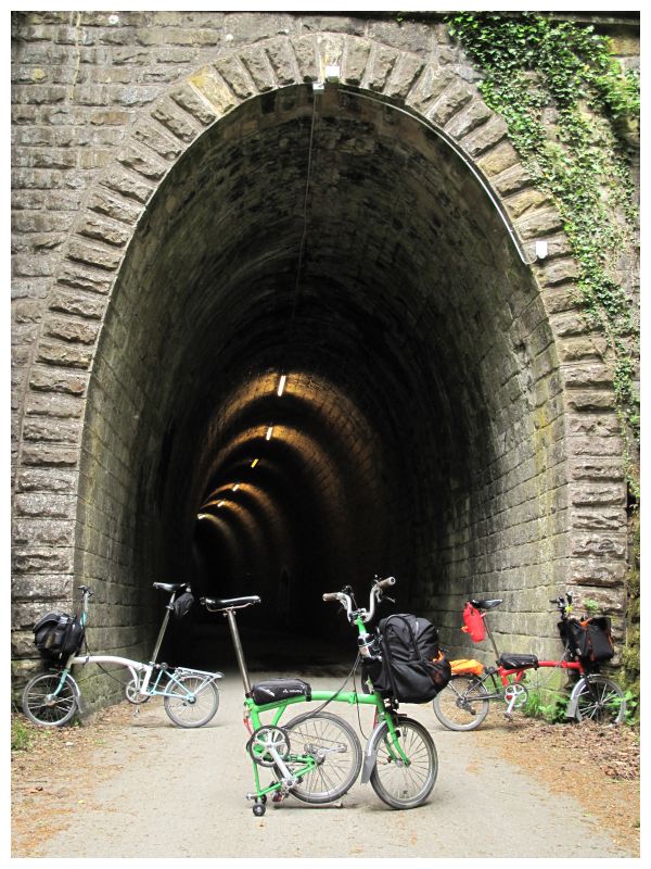 Balade de l'Arbre de mai (quater) : Luxembourg à Aachen par les Pistes cyclables et la Vennbahn [mai 2015] saison 10 •Bƒ - Page 2 Img_7039qvkok