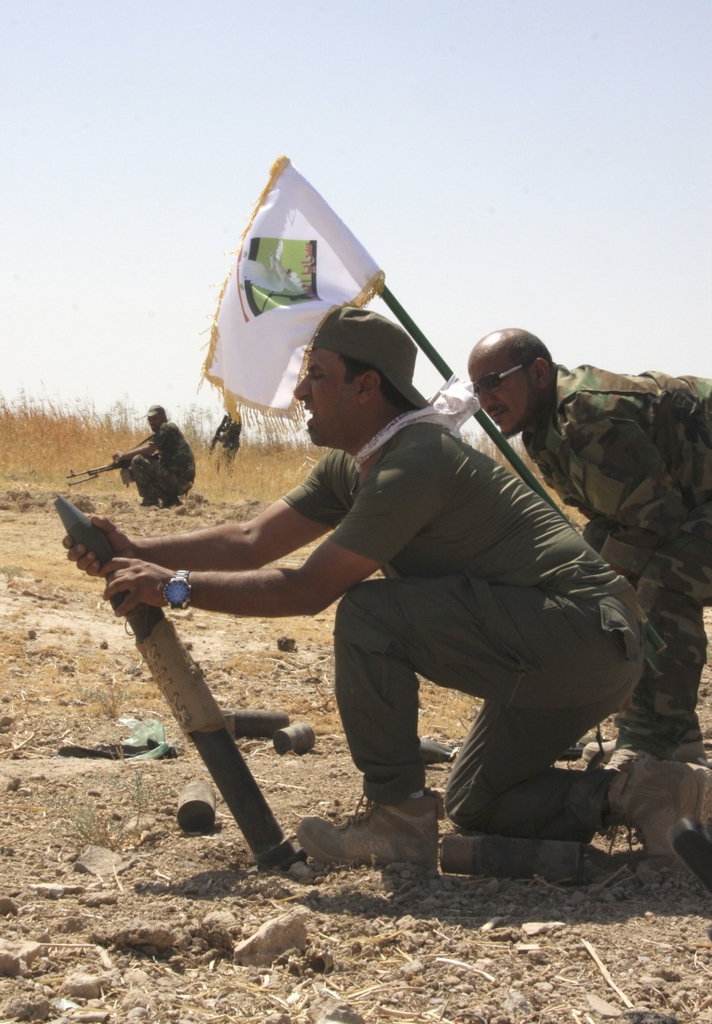 Kurdes, force armée irakienne, milices... Iraq230ykb6l