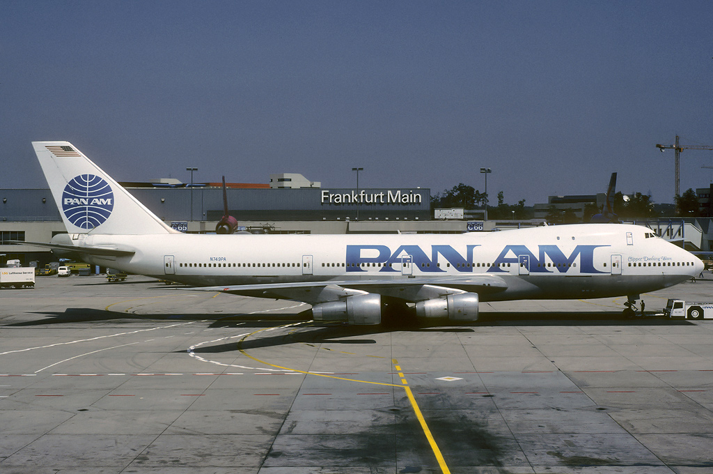 747 in FRA - Page 7 N749pa_19-07-90m9xl8