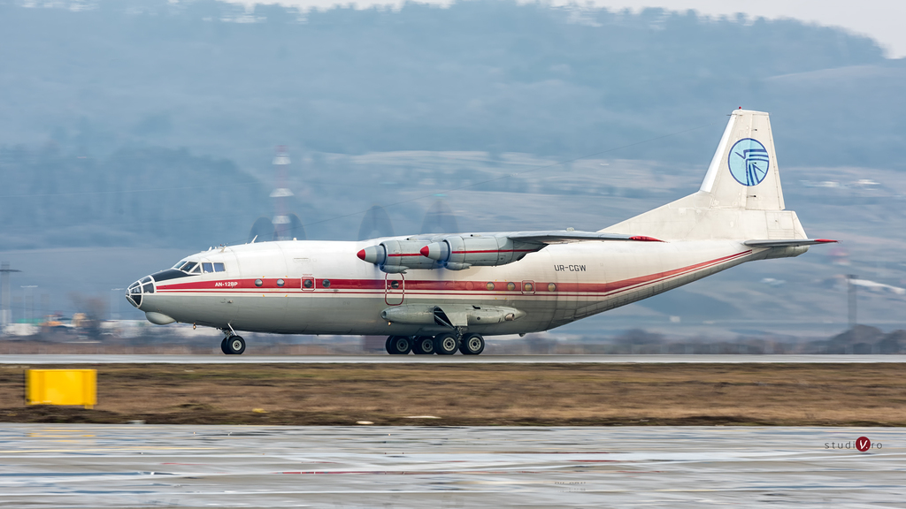 Aeroportul Cluj Napoca - Martie 2015 Stv_3188_logorrkn2