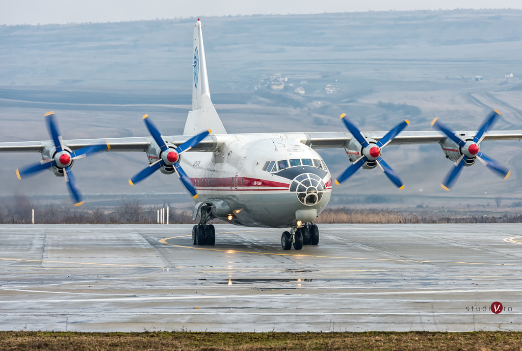 Aeroportul Cluj Napoca - Martie 2015 Stv_3200_logojjjam