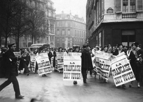 Un jour.... une histoire....02 mai 1832+autres (photos,biographie,un peu de tout) 01897d9e