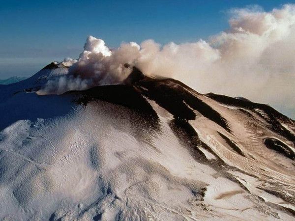 Les volcans(du Monde) 60d3b736