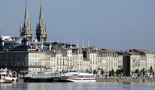 Tourisme et histoire - Bordeaux - Son histoire +chronologie+armoiries+patrimoine Publie-Bordeaux