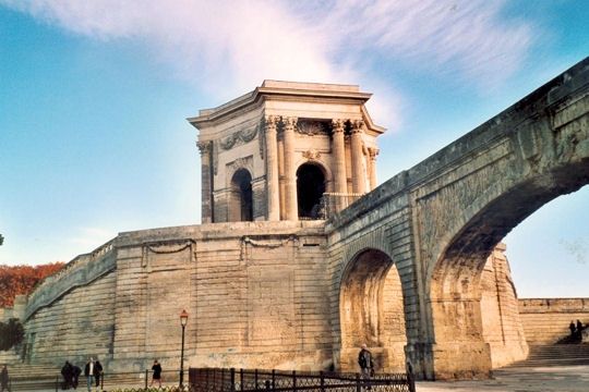 Villes françaises - Villes et monuments - 1ère partie Aqueduc-arceaux-