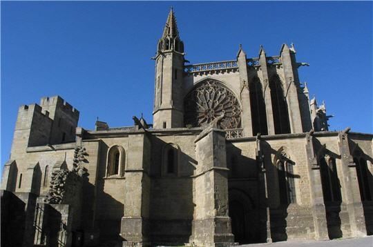 Villes françaises -Carcassonne +-Les jardins - et autres Basilique-243720-229f498