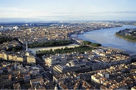 Tourisme et histoire - Bordeaux - Son histoire +chronologie+armoiries+patrimoine C0af48ce