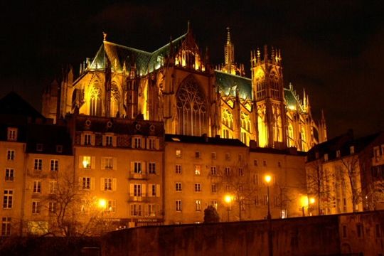 Villes françaises -Carcassonne +-Les jardins - et autres Cathedrale-saint-