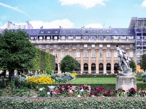 Tourisme et histoire - Paris - Palais Royal -+ Montmartre De3112df