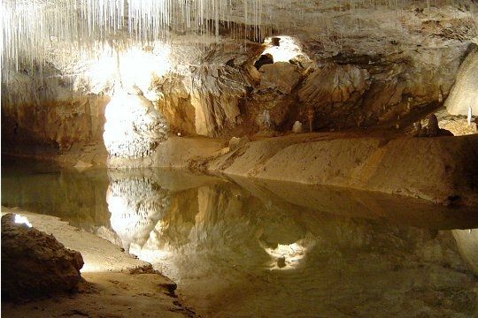 Balades en France-curiosités-(Chaos de Montpellier le Vieux -+Abîme de Bramabiau Ect.... Grottes-choranche-547855-1a2ce87