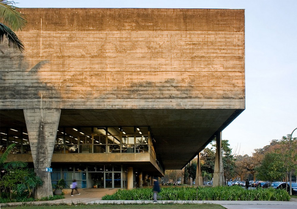 Universidade de São Paulo 1322858009_flickr_fernando_stankuns_1