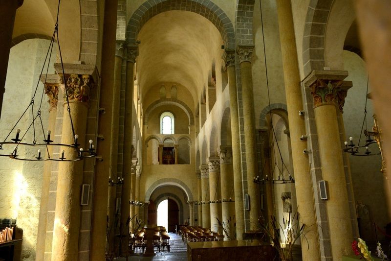 orcival (Basilique) + St Nectaire (église) + clermont- ferrand  + autres???? _DSC3974