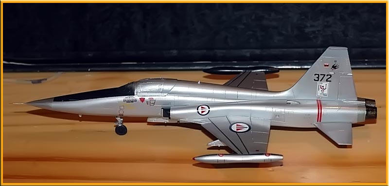 Northrop F-5A Freedom Fighter [ESCI] 1/72 (nf5a) - Page 4 Photo049