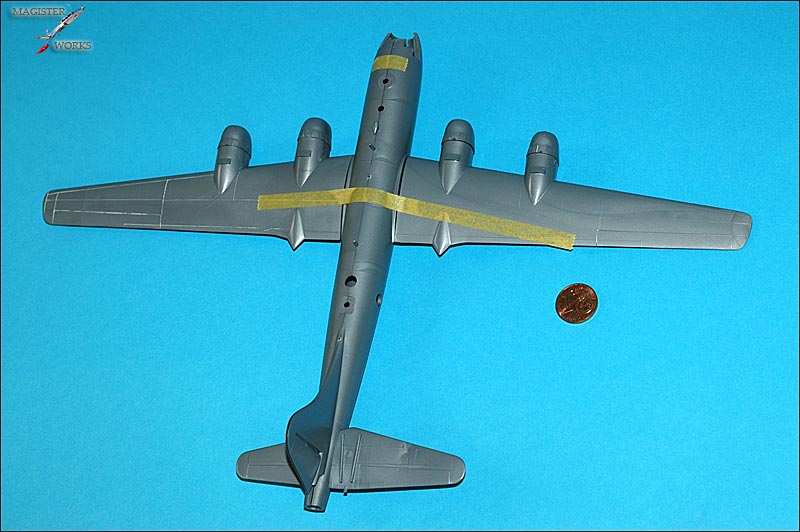 Boeing B-29A Academy 1/144 ... now Corée Photo01