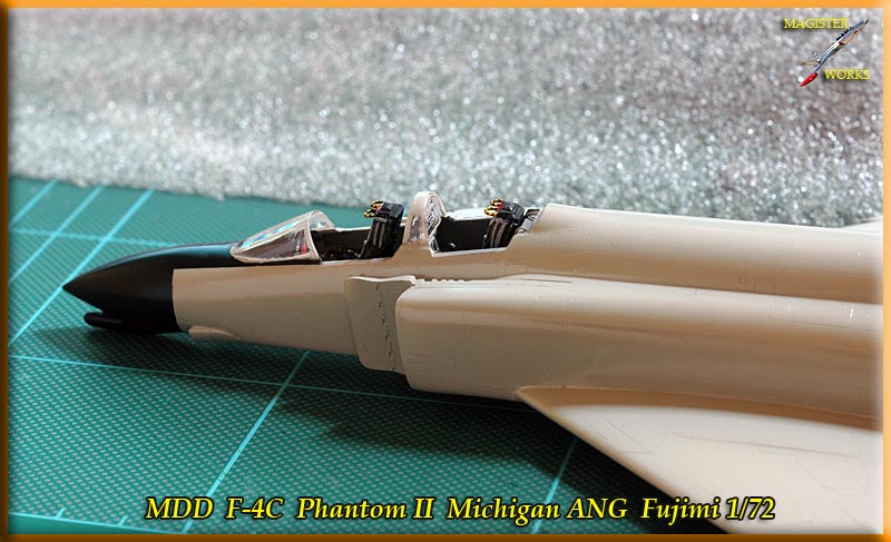 [MC1 - F4 Phantom] [Fujimi]F-4C Phantom II 171st FIS Selfridge AFB (Michigan ANG) 1/72 - Page 12 Photo073