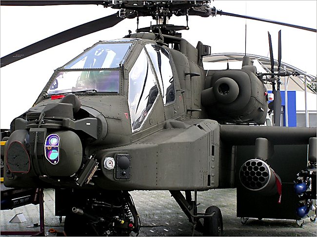  مستشعرات المروحيات الهجوميه  Helicoter-british-apache-longbow-ground-attack-gunship