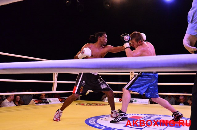 Julio Acosta vs Fedor Chudinov. 18 de mayo. Rusia...entrenamientos y sparrings - Página 3 DSC43460343