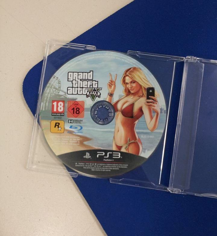 Grand Theft Auto V - Así es el disco! YNlT