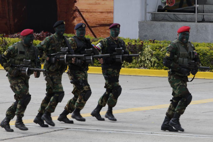 FAES del Ejército Bolivariano - Página 2 Mg_3907_rh1485987955-680x453