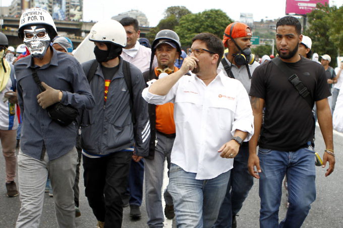 Moncada - Dictadura de Nicolas Maduro - Página 2 Mg_56871493850530-680x453