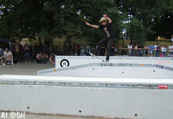 Votre session d'aujourd'hui - Page 20 Skatepistoltour%20five0