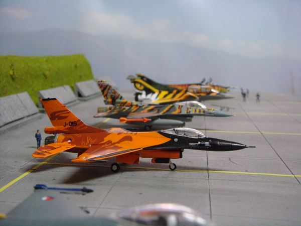 1/144 F-16 Fighting Falcon Tiger Meet F_4926208_1