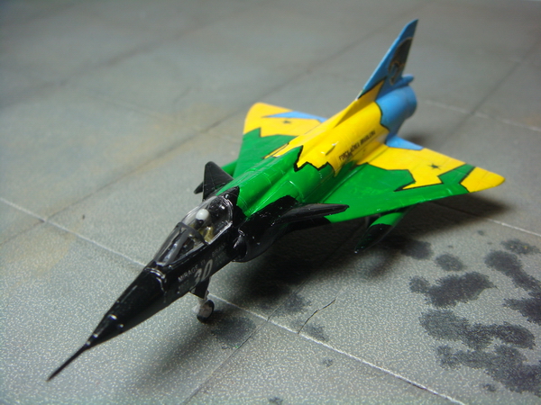 [Dragon] 1/144 Brazilian Air Force Mirage IIIEBR F_6087819_1